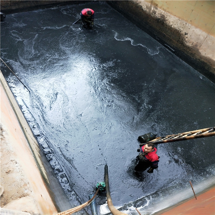 汝州废水池清理